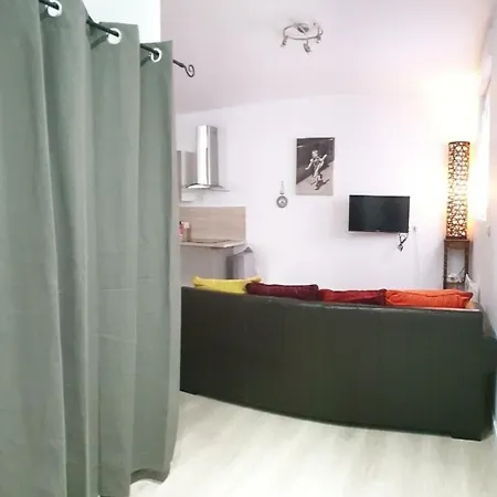 Hyper-centre Avec Sauna Et Parking Prive