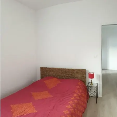 Hyper-centre Avec Sauna Et Parking Prive 아파트 *