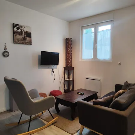 Hyper-centre Avec Sauna Et Parking Prive 아파트 에페르네이